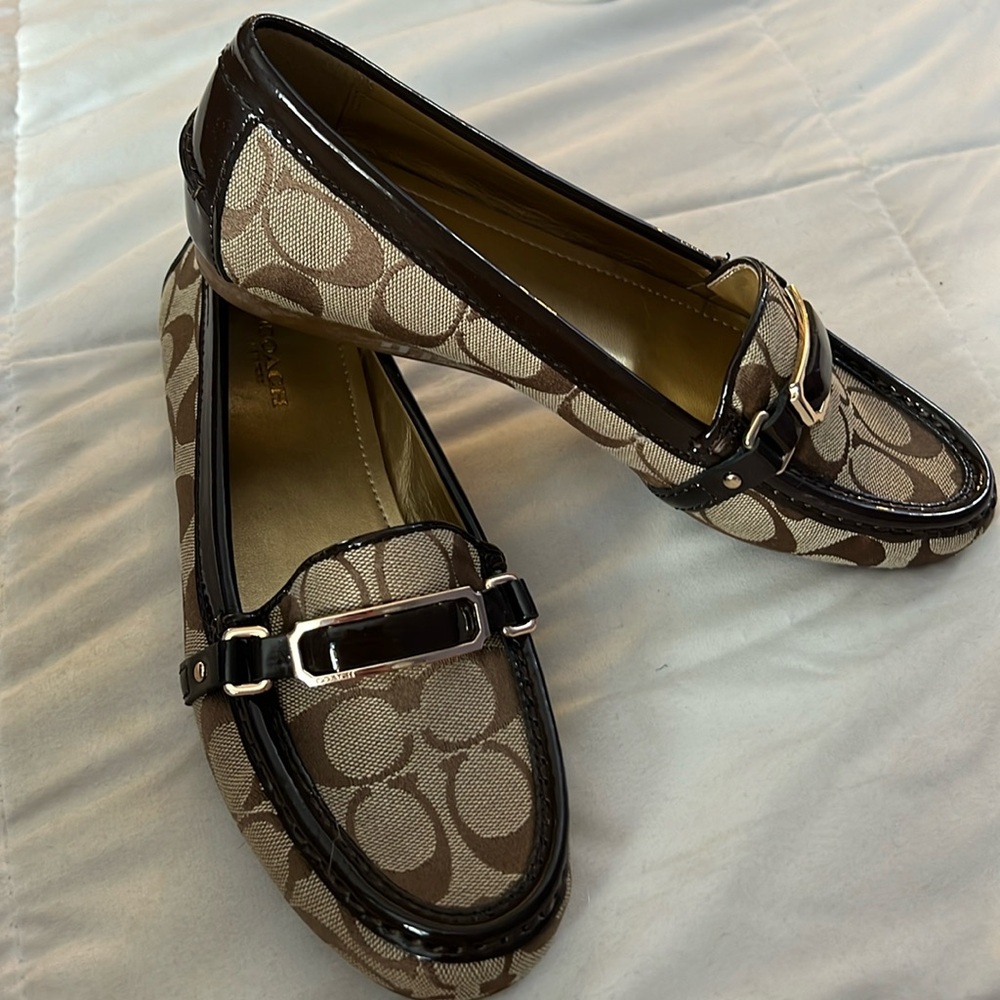 Coach New without Box loafers! Very classy! Size European 38.